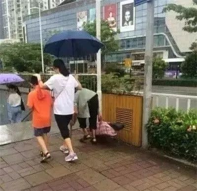 男子在宜家脱鞋试睡,宜家蹭睡为什么不能驱赶