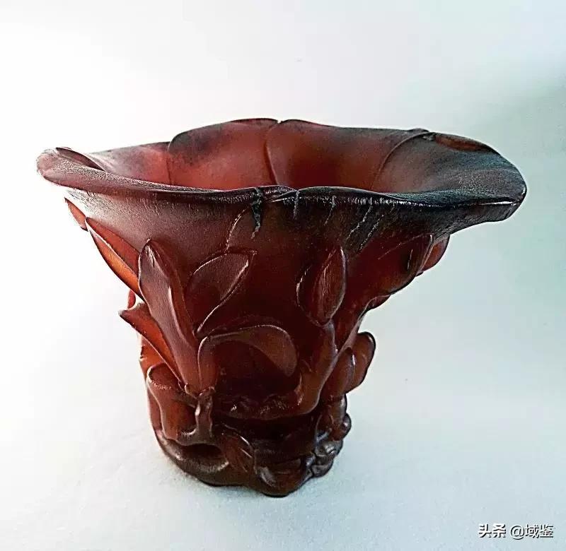 最老的犀牛角雕件,极少见红色犀牛角雕