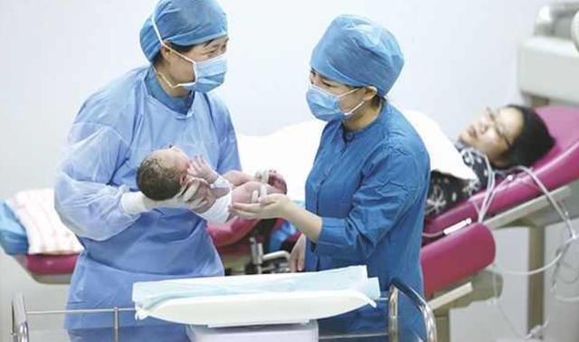 为什么生娃会冷,为什么剖腹产娃生下来超级冷