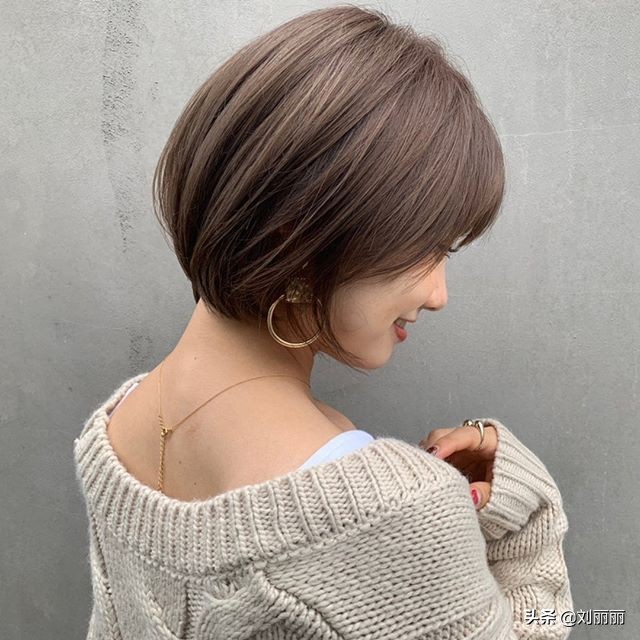 忍不住想剪头发,忍不住想去剪短发