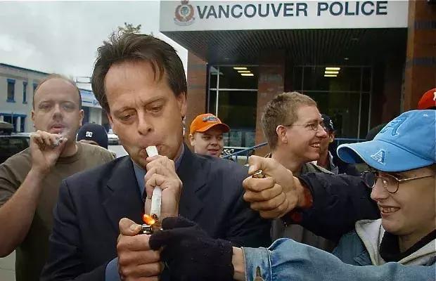 加拿大是怎么成为发达国家的,加拿大是怎么成为一个国家的