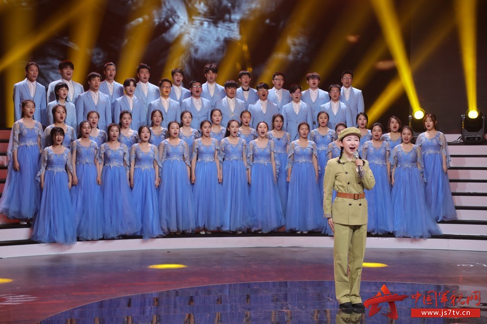 唱响军歌并讲述军歌背后的故事,讲述军歌背后的故事