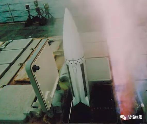 胡诌施佬：海军不急军迷急，“一坑四弹”在哪里