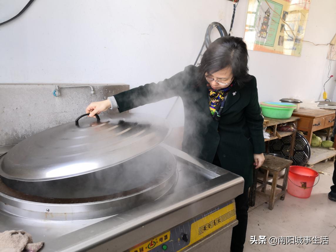 南阳市不忘初心主题教育,不忘初心扎实推进医共体建设