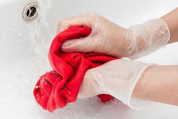 毛巾变黑怎么洗最快最干净,毛巾用久变黑怎么清洗