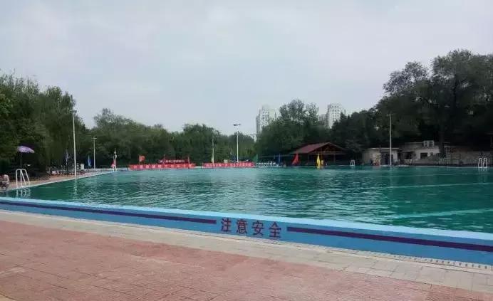 在北京的游泳馆人少又干净,北京水质好的高档游泳馆推荐