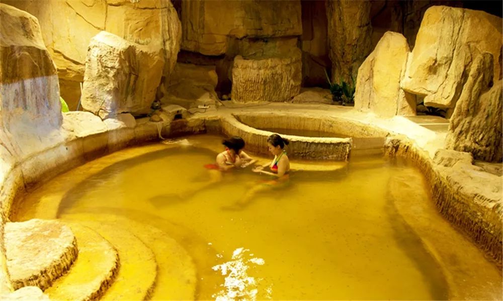 河北白鹿温泉冬天去可以吗 (河北森林温泉推荐)