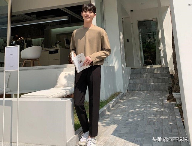 韩剧穿搭黑色上衣搭配图,跟着韩剧学穿搭中性