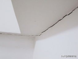 楼上装修导致天花板漏水怎么办,天花板漏水怎么彻底解决