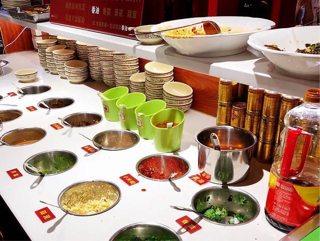 吴铭怀旧火锅坦洲一店,珠海吴铭怀旧火锅小龙虾