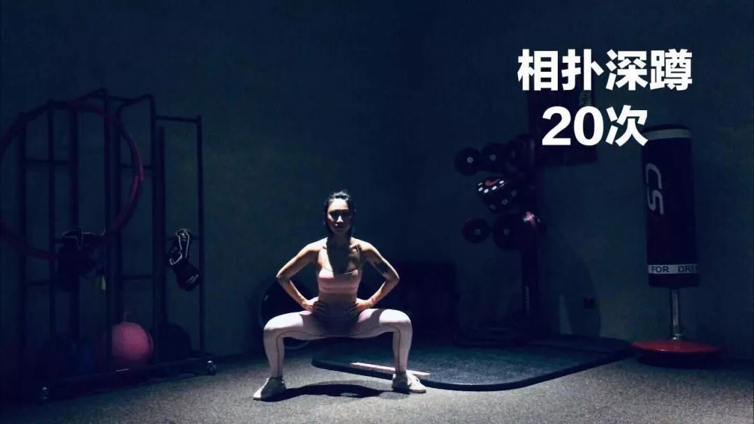 一个简单的腿部拉伸韩国 (韩国减小腿最快的方法)