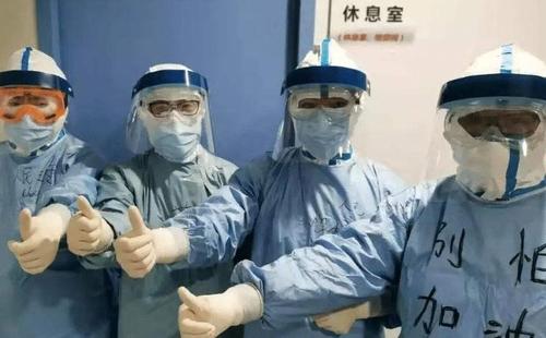 实际上英雄就在我们身边,长大后才知道原来英雄就在身边