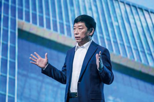 魏建军一年收入,魏建军转型