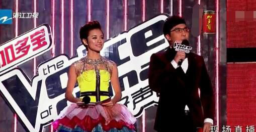 让我们回顾一下朱丹口误经典回顾,朱丹最近几次口误事件