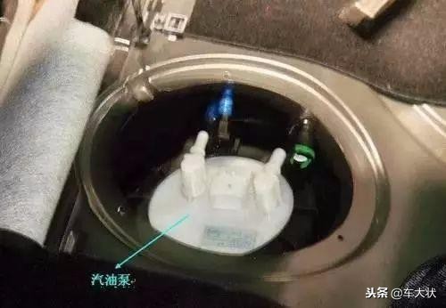 汽车前部结构各部件图解,汽车引擎盖部件图解