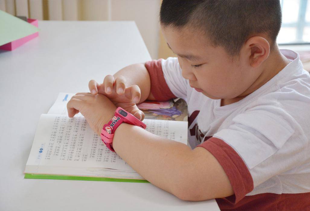 糖猫电话手表t10与a10区别,糖猫儿童电话手表t10应用管理