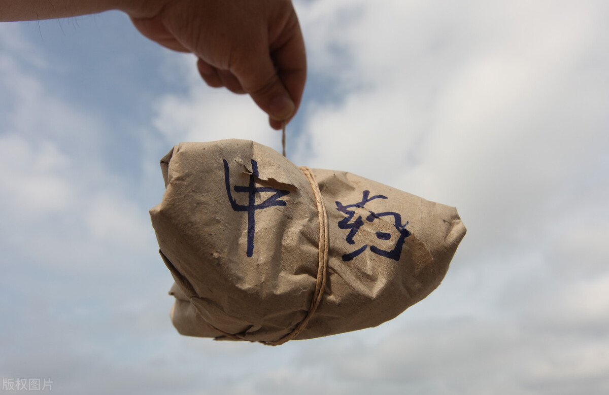 胆汁反流胃不舒服是治胃还是治胆,胃胆汁反流民间秘方