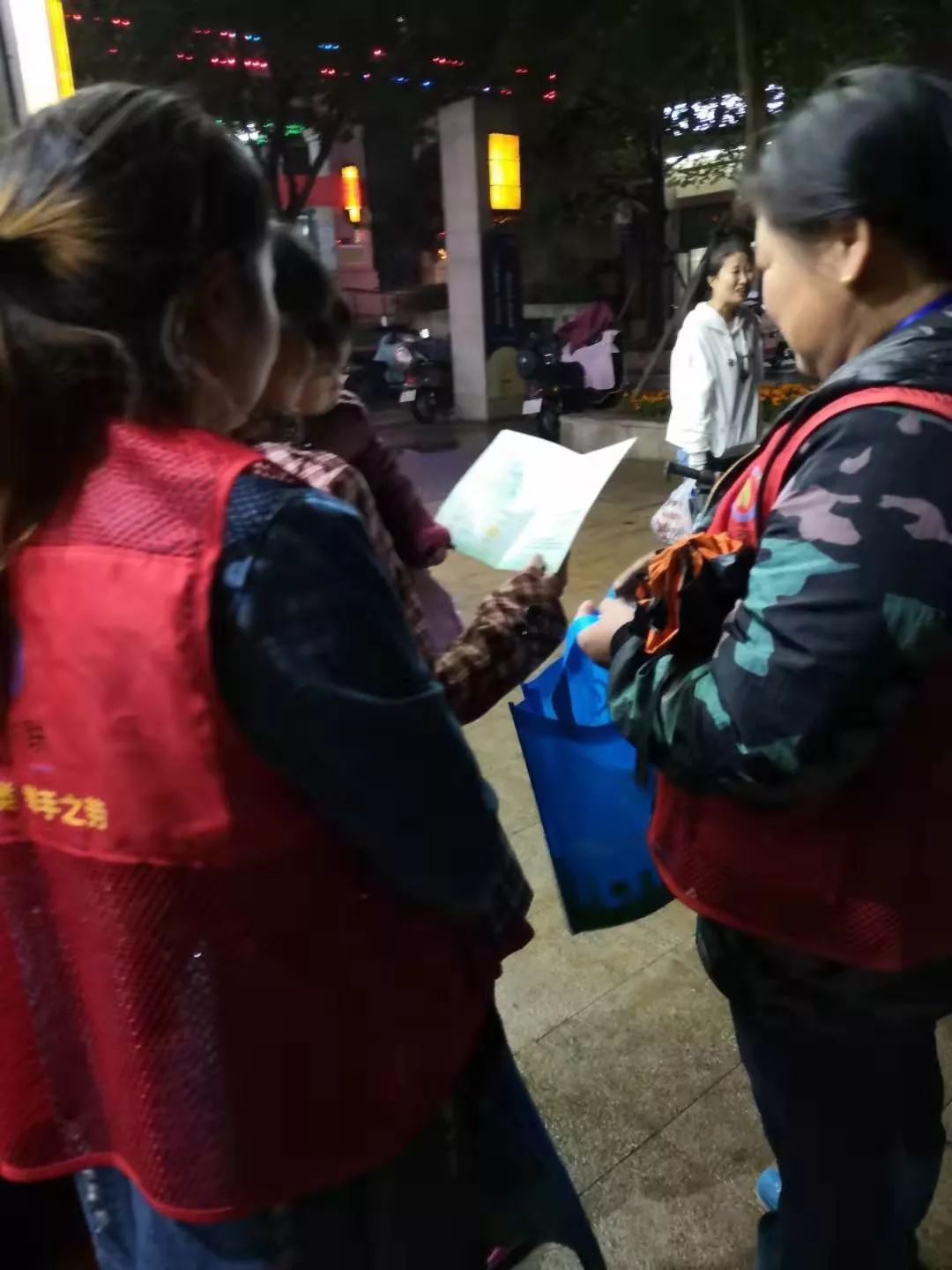 南昌市小区垃圾清理,万科城东郡垃圾分类