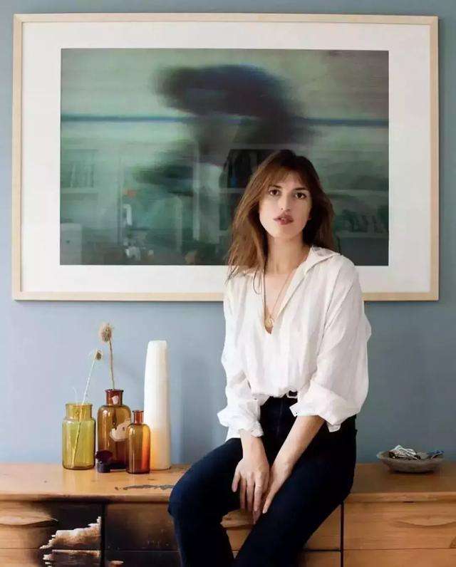 杨采钰法式风穿搭特点,杨采钰复古穿搭