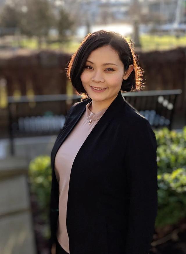 中国父母给在加拿大的孩子买房,加拿大父母给孩子买房合适吗