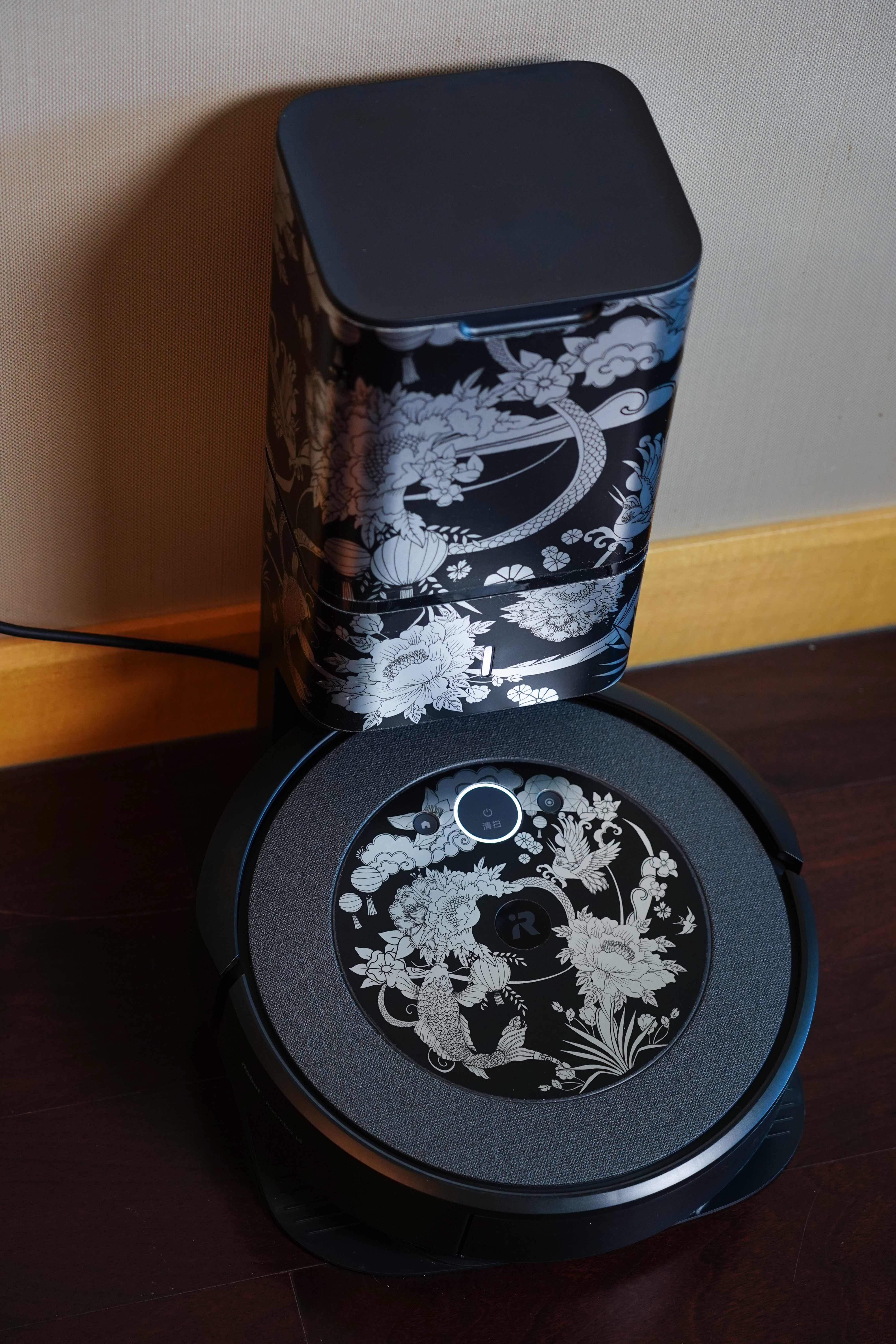 iroboti4扫地机器人使用教程,自动集尘扫地机器人清洁