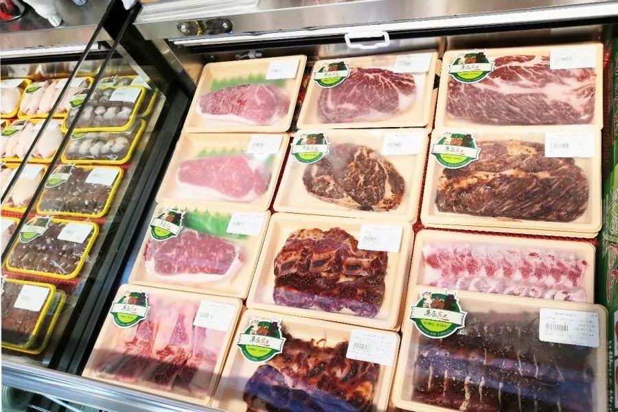 模式|供应商社区开直营肉铺，品种多价格低，还是轻资产？