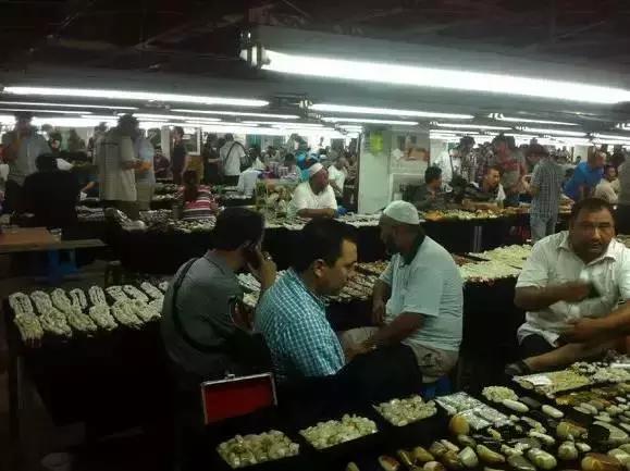 中国最全的玉石文玩源头市场，别再走弯路了
