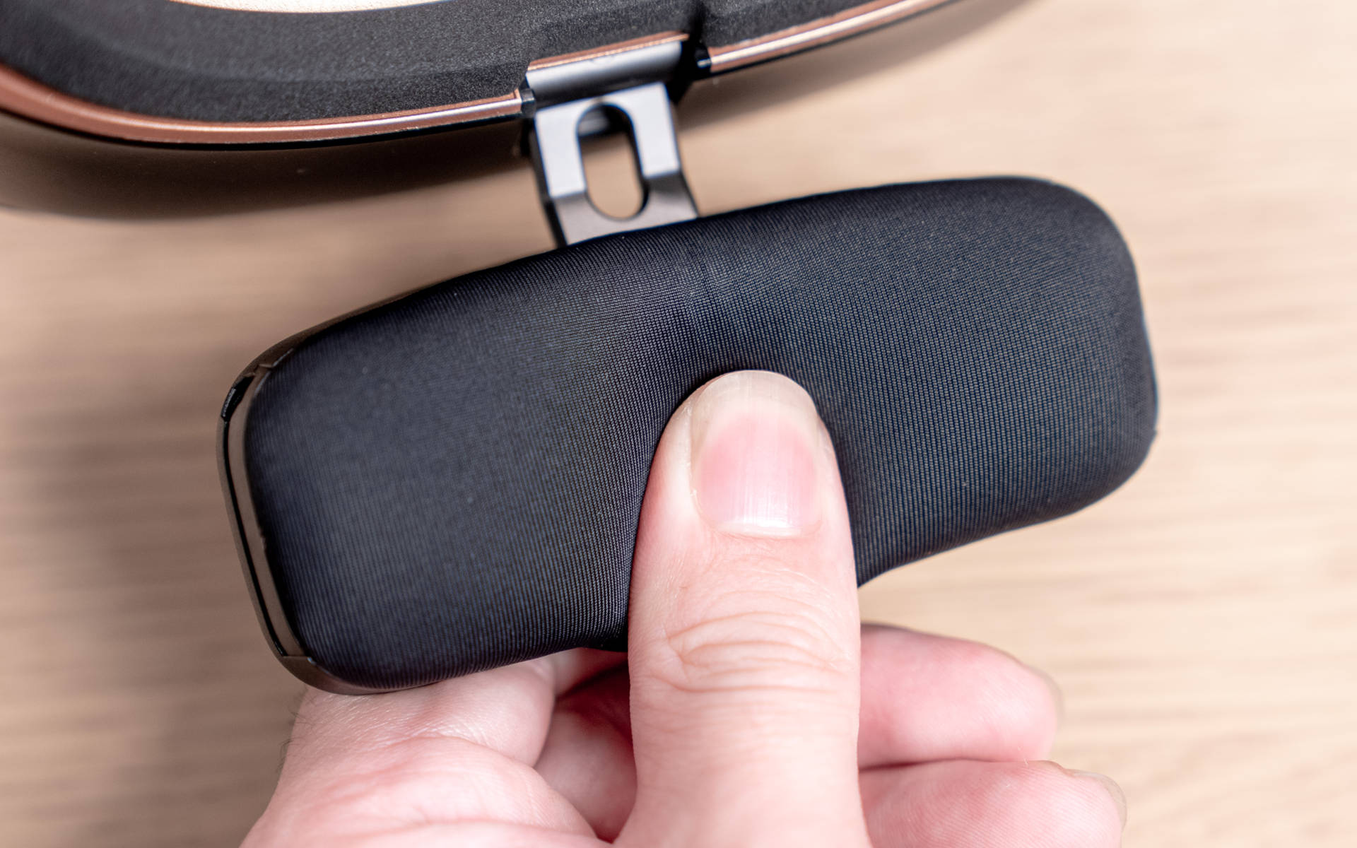 goovispro头戴显示器评测,移动便携屏