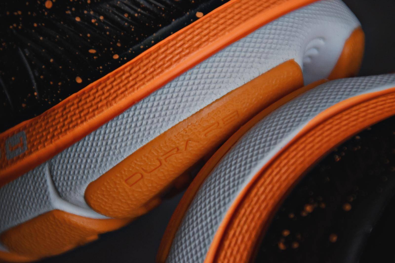 必迈爆款跑鞋pure,国货十大耐用耐磨的跑鞋