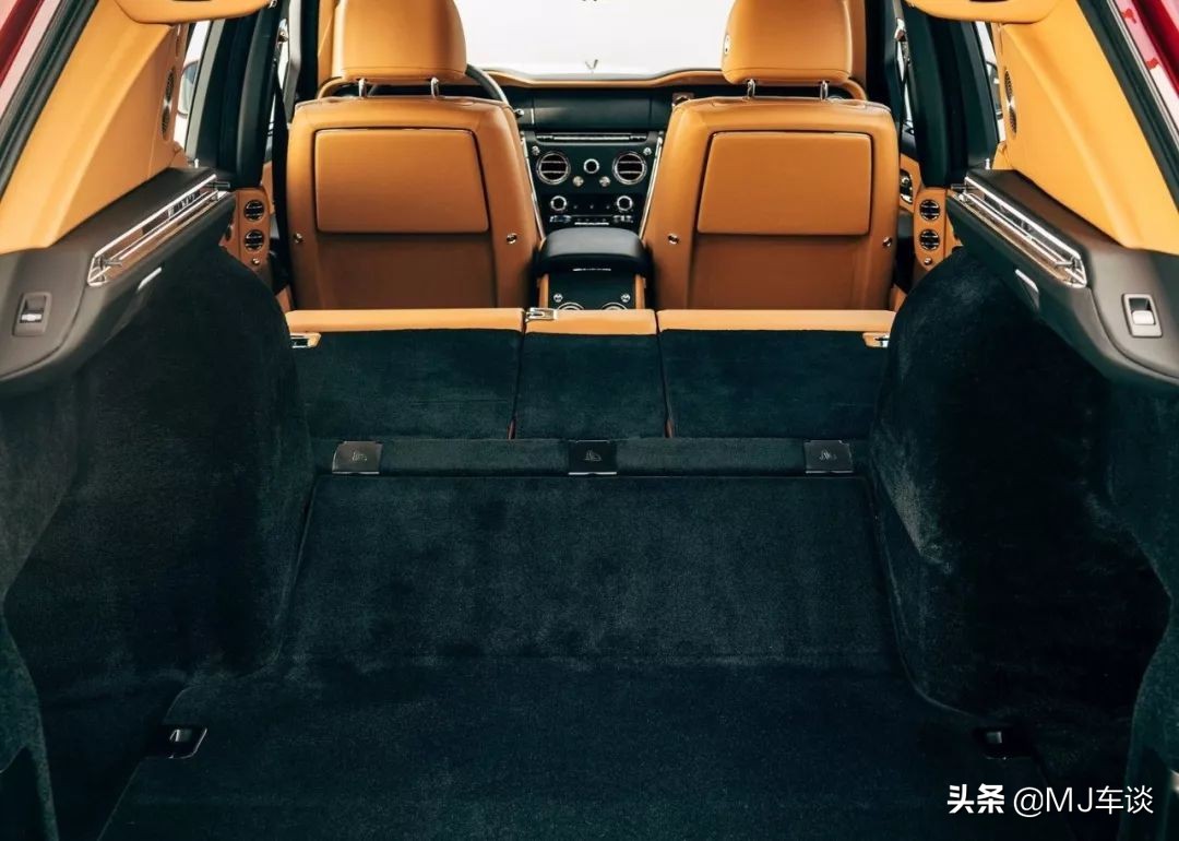 亲身体验劳斯莱斯，300多万的豪华堡垒开起来是什么感觉？