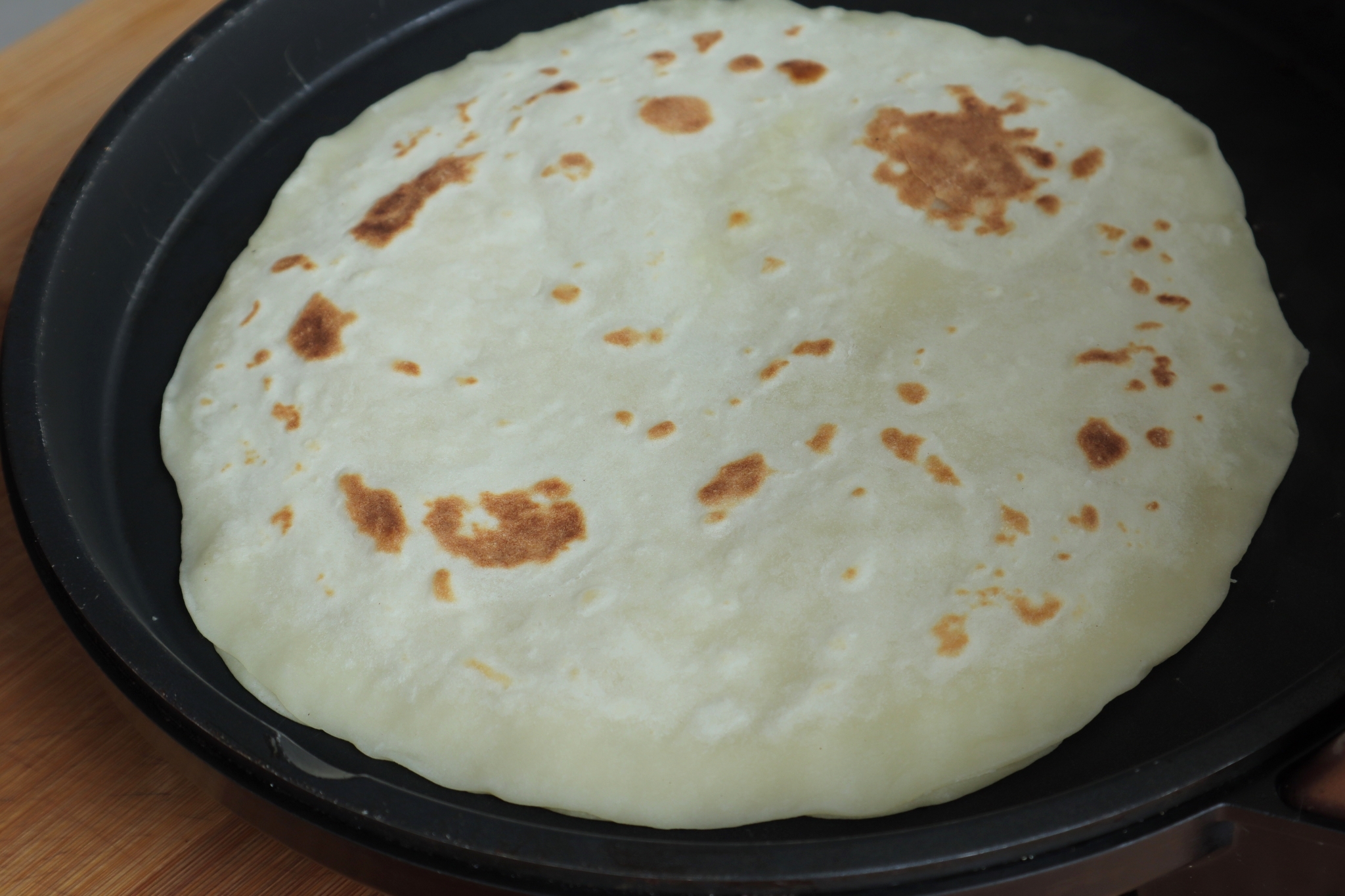 山东单饼怎样做,山东单饼的制作全过程