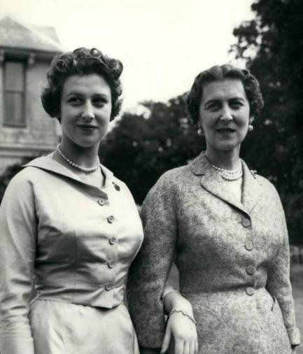 玛丽娜公主英国婚礼,英国王室玛丽娜