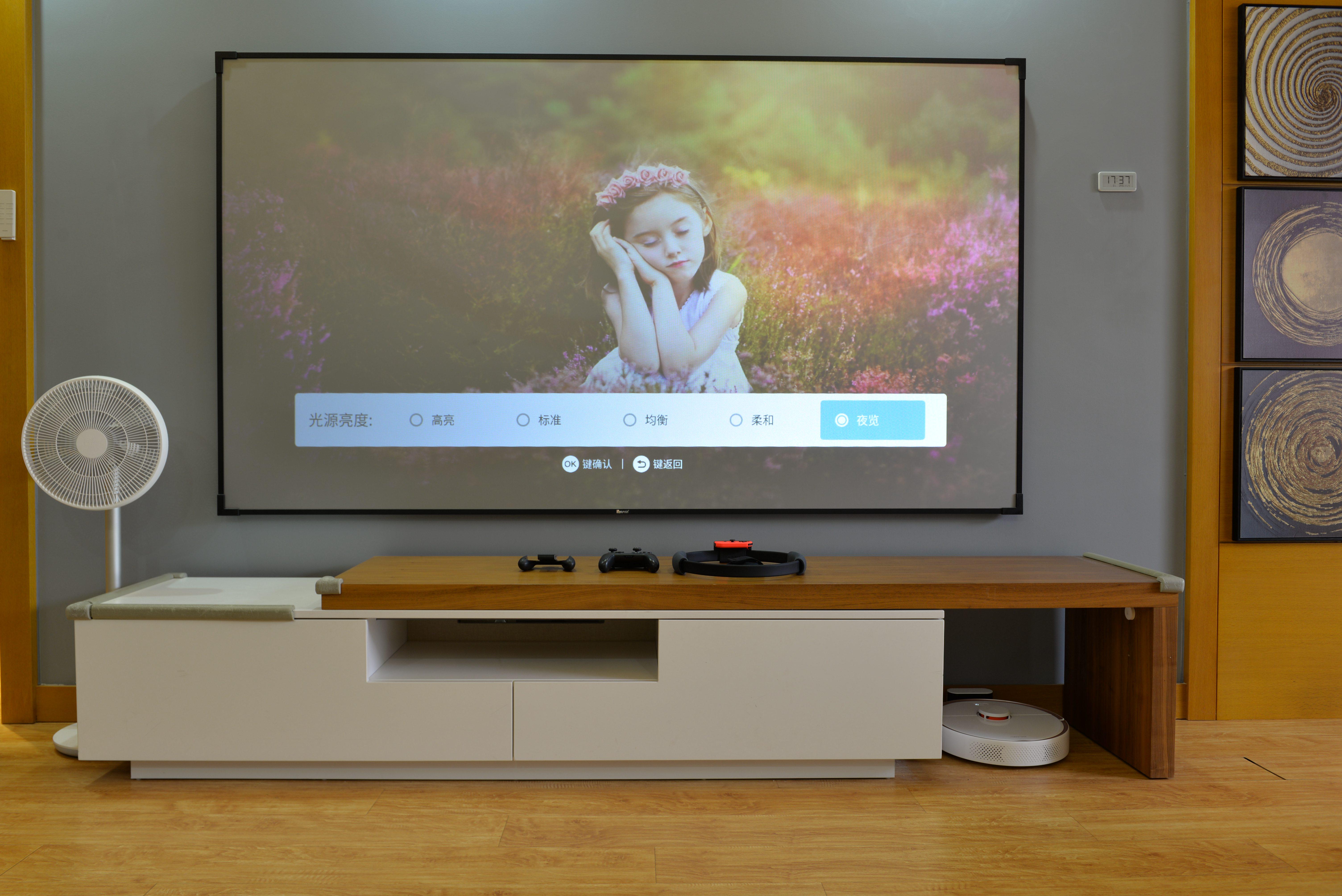 客厅投影仪布局方案,未布线怎么补救