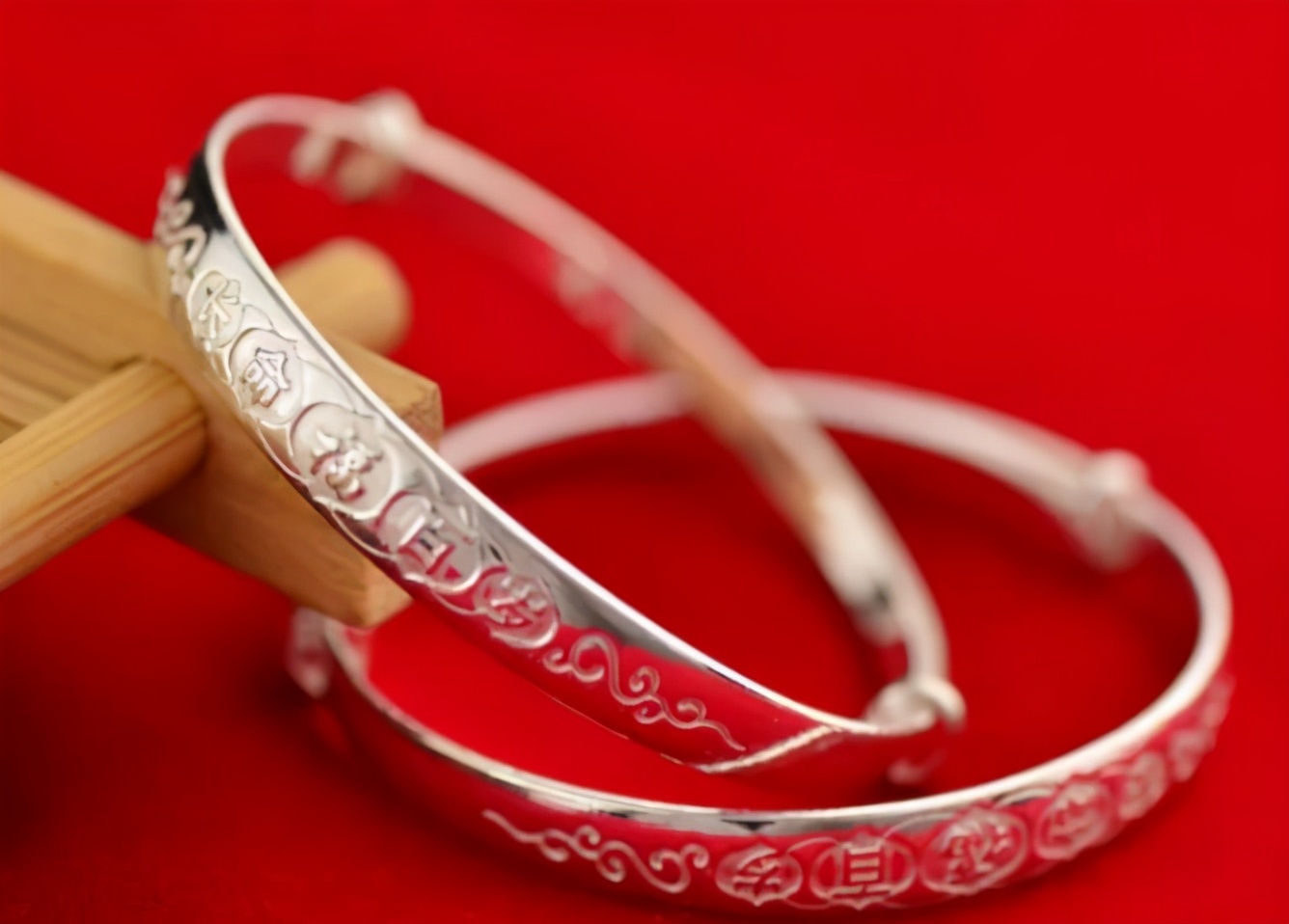 金首饰可标9999吗,黄金首饰标注s925