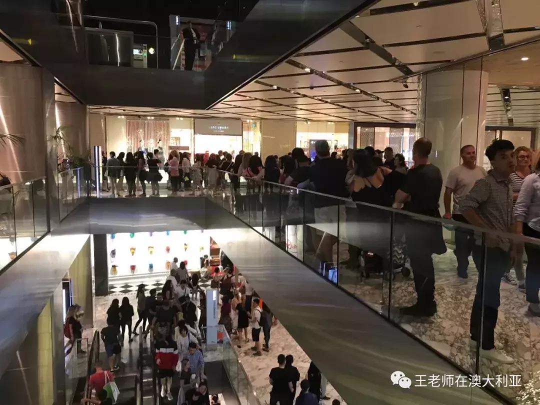 恐怖程度堪比春运，疯狂剁手不输双11：澳洲的BoxingDay嗨爆了！