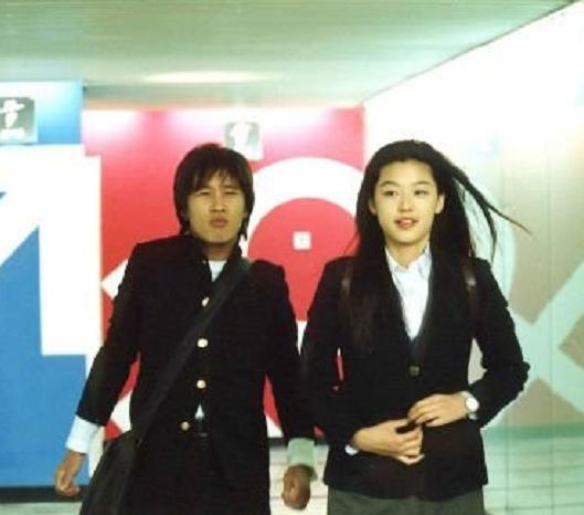 中国校服和越南校服,各国校服vs中国校服