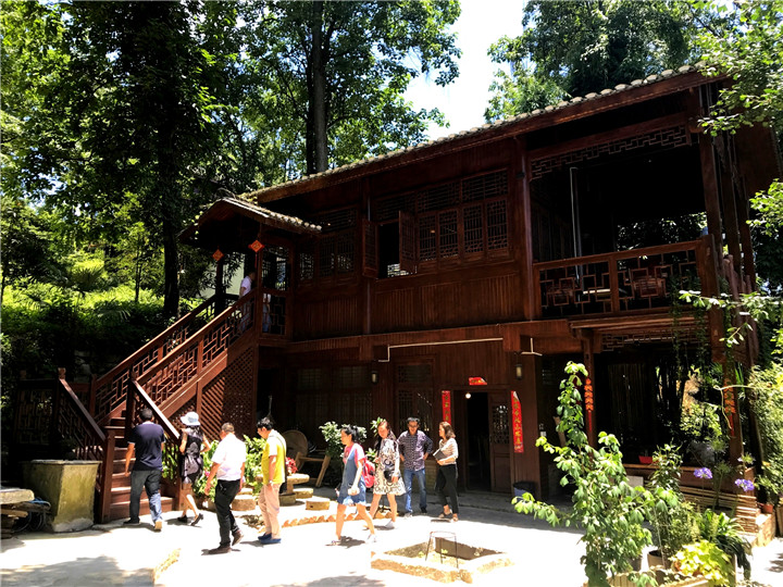 提醒客人菜点多,提醒别人菜点多了