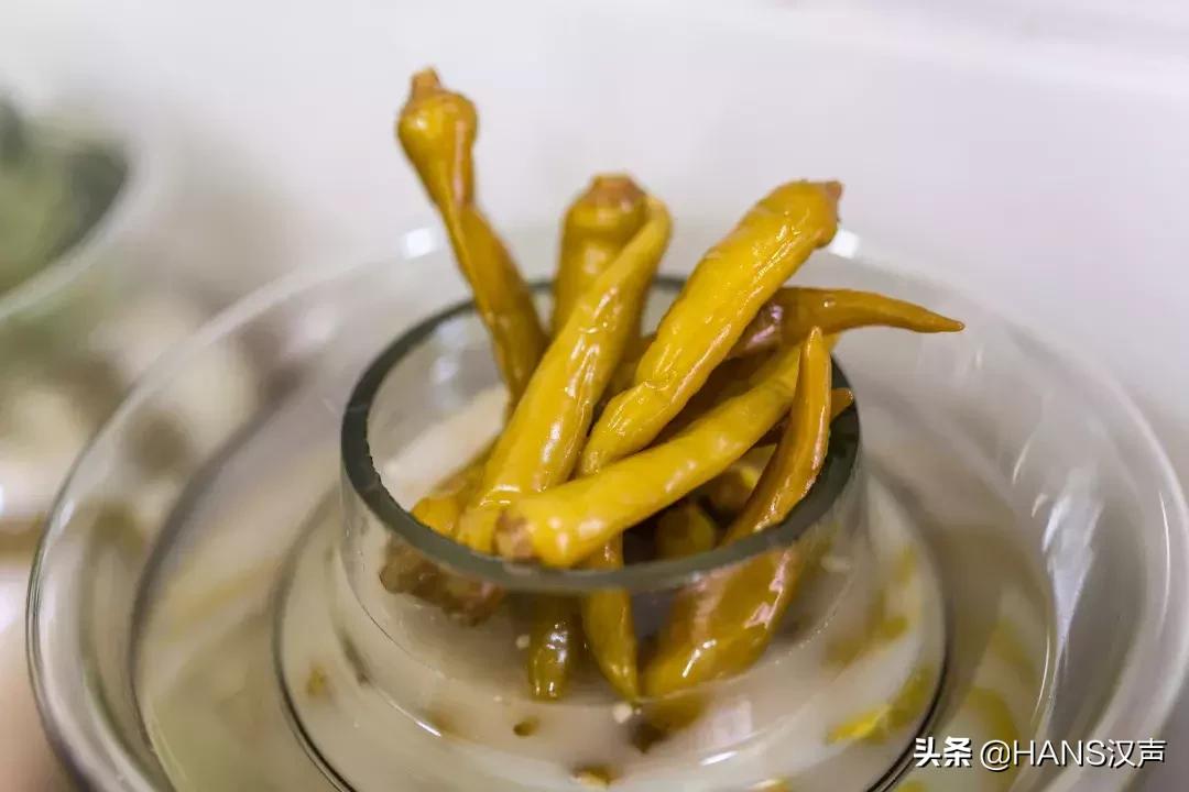 泡菜下酒越喝越有，汉口老杆的硬核下午茶