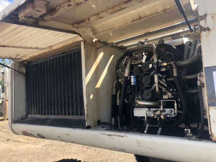 聊聊挖掘机,谈谈二手挖掘机