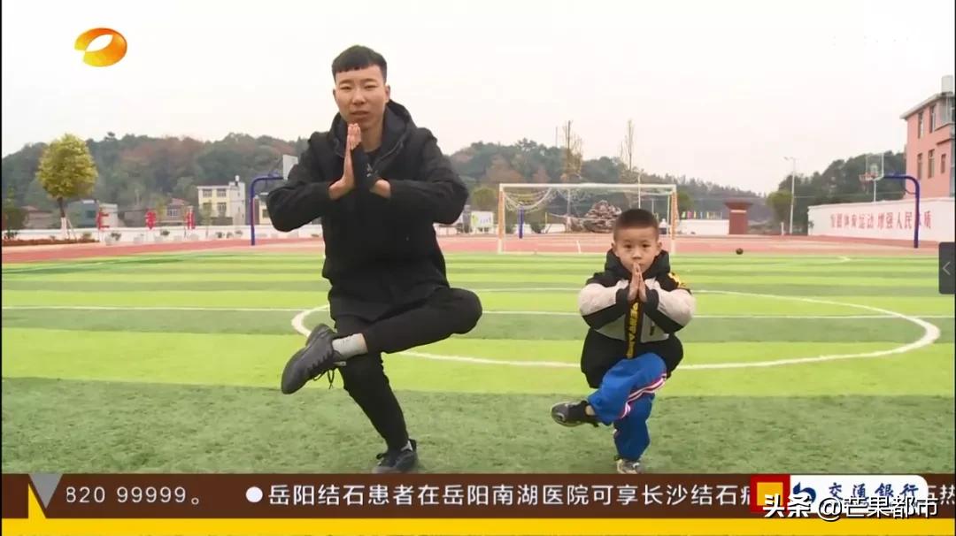 10岁小学生打醉拳最新后续,小学生打醉拳惊艳全场