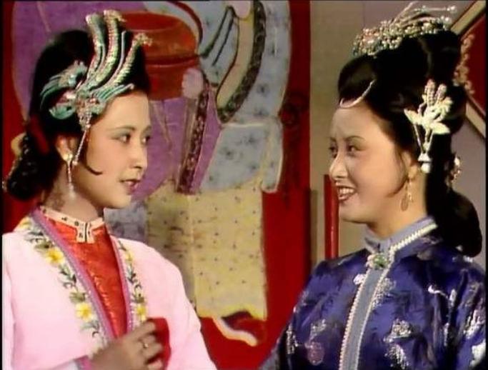 不怕红脸的关公就怕抿嘴的菩萨,不怕红脸关公就怕抿嘴观音