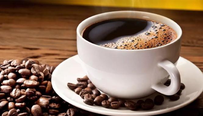 咖啡中毒可以喝热茶吗,过量饮用咖啡有哪些危害呢