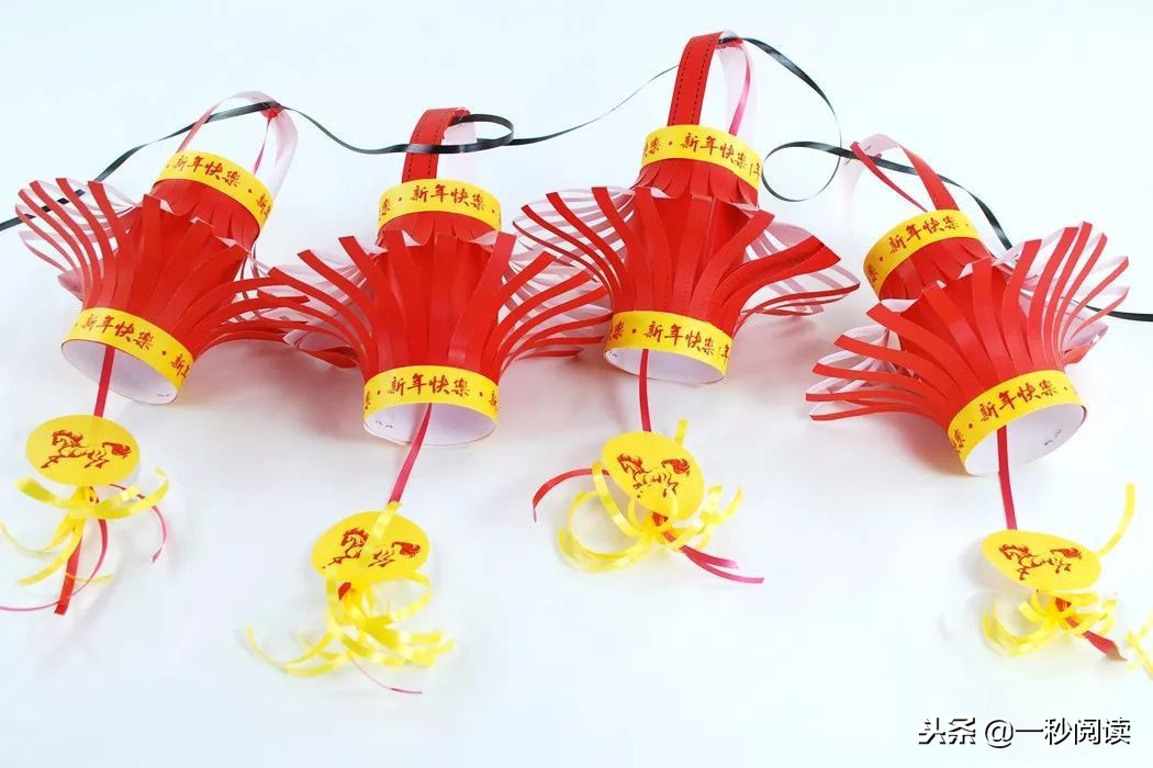 大红灯笼手工制作详细步骤,中国风红色灯笼手工制作