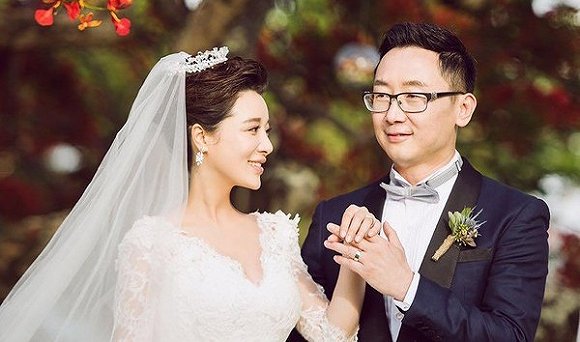 胡蝶央视一级播音员,胡蝶嫁给陆川的时候