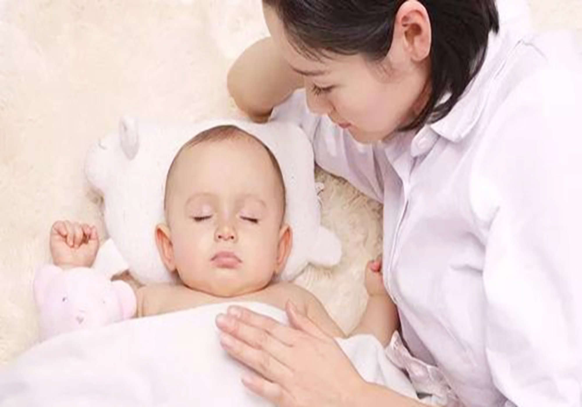 宝宝明明很困却不愿意被哄睡怎么办？家长需要知道有这5种原因