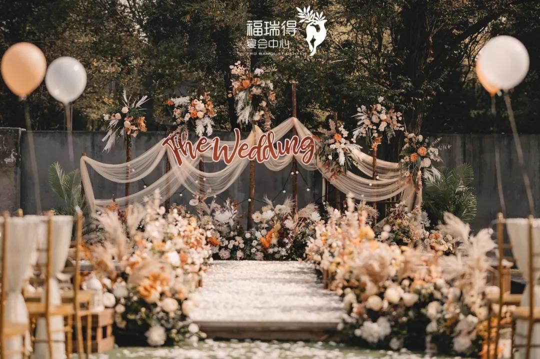 婚礼不一定需要完美的流程,婚礼不堵门不闹还能做什么