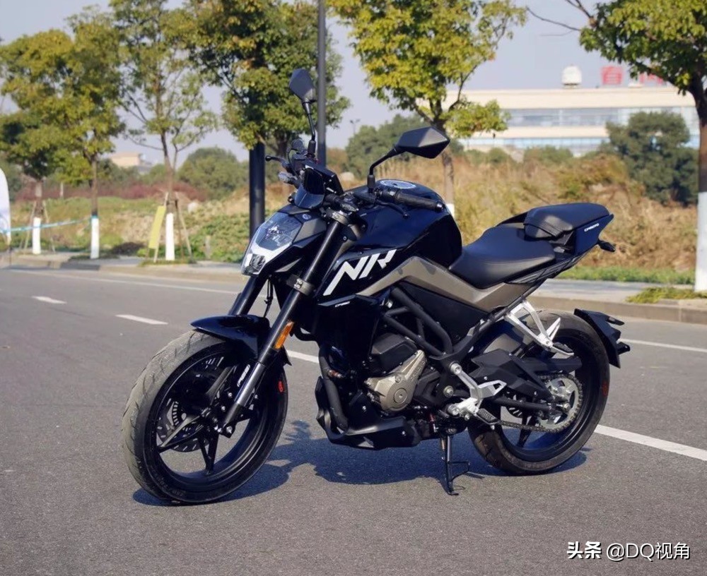 2万左右公认最好摩托车适合男士,1万至2万左右公认最好拉力摩托车