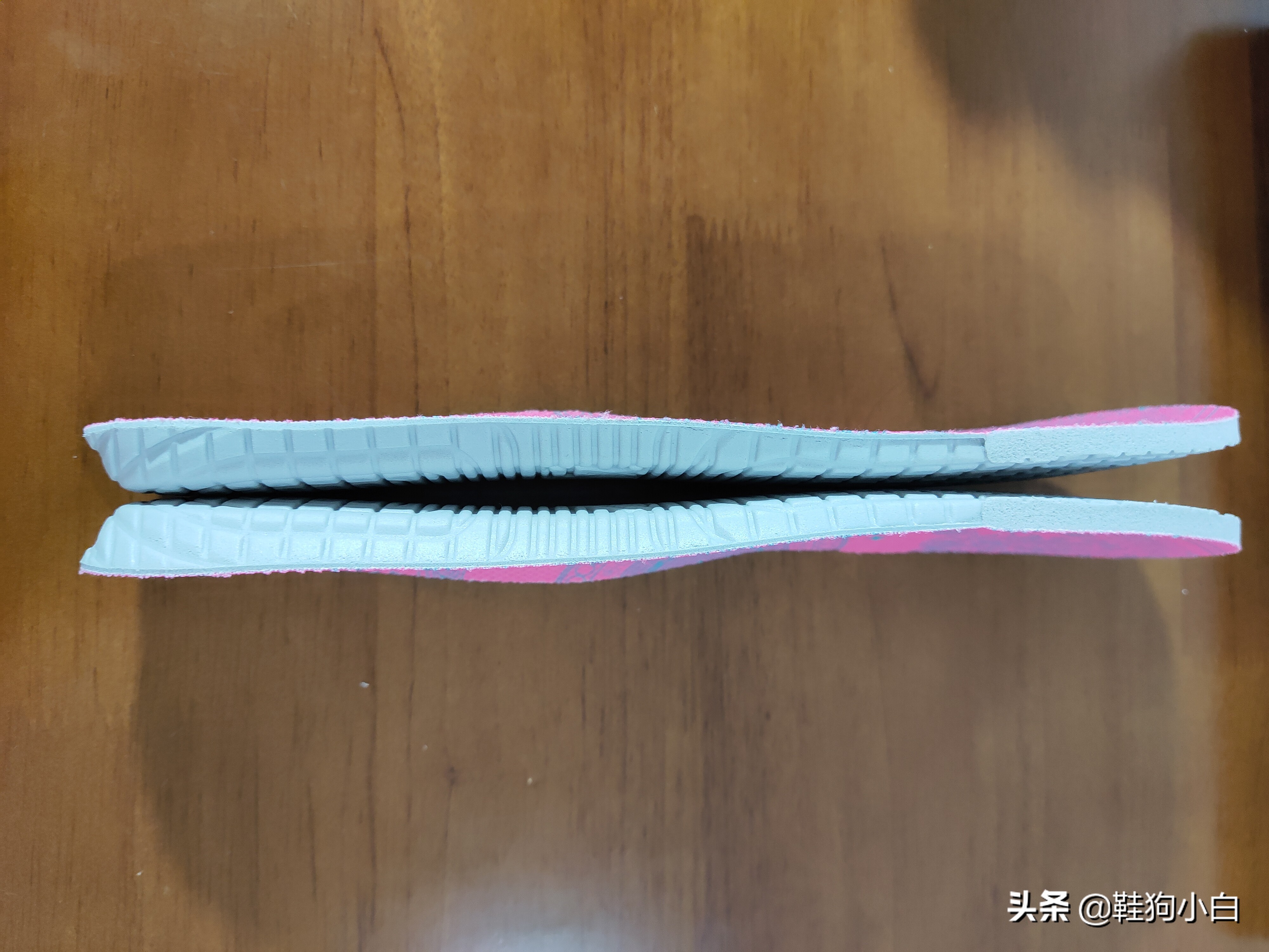反伍2low篮球鞋测评,反伍2low球鞋测评