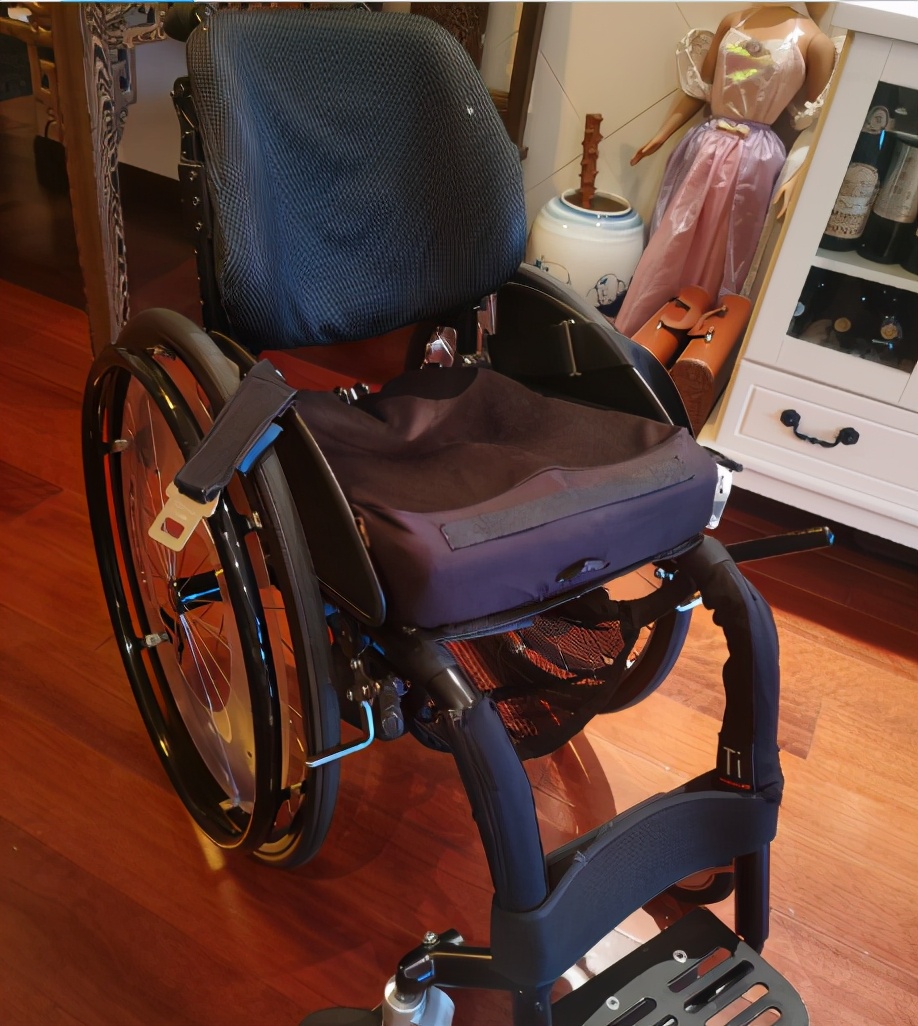 高位截瘫的桑兰称轮椅只在美国量身定做！网友误解：普通人做不到