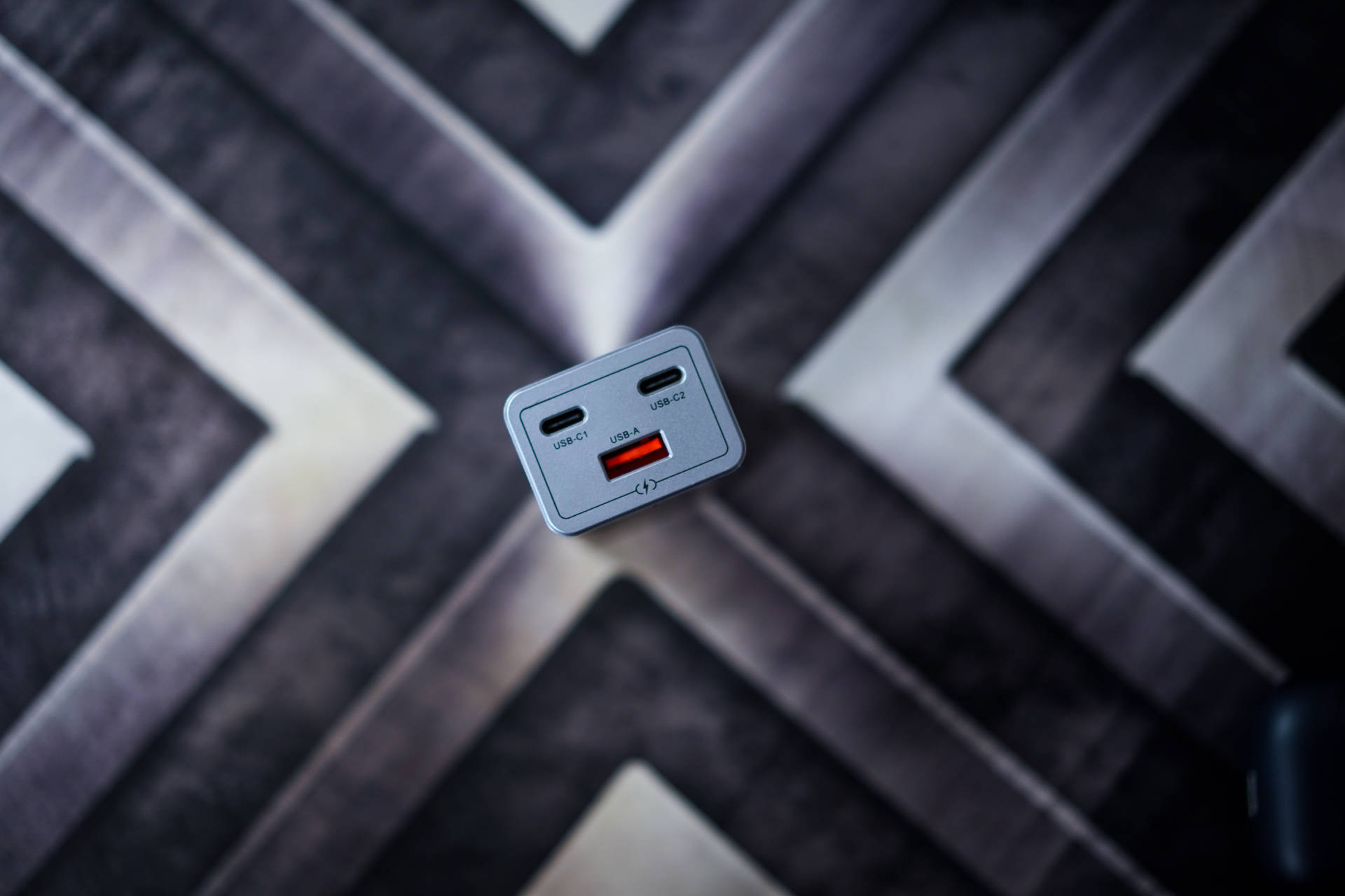 换完Mac又血亏2000，6000字聊聊好用的打工人苹果配件